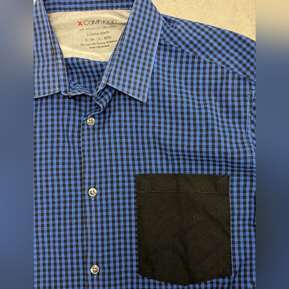 Casual Long sleeve button down size medium by Calvin Klein - Picture 2 of 5